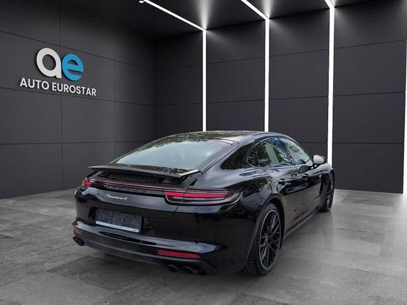 Gebraucht Porsche Panamera 4 Chrono 462 PS (339 kW) 2018 Schwarz Limousine