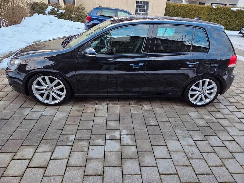 Gebraucht VW Golf VII Style 140 PS (102 kW) 2012 Schwarz Limousine