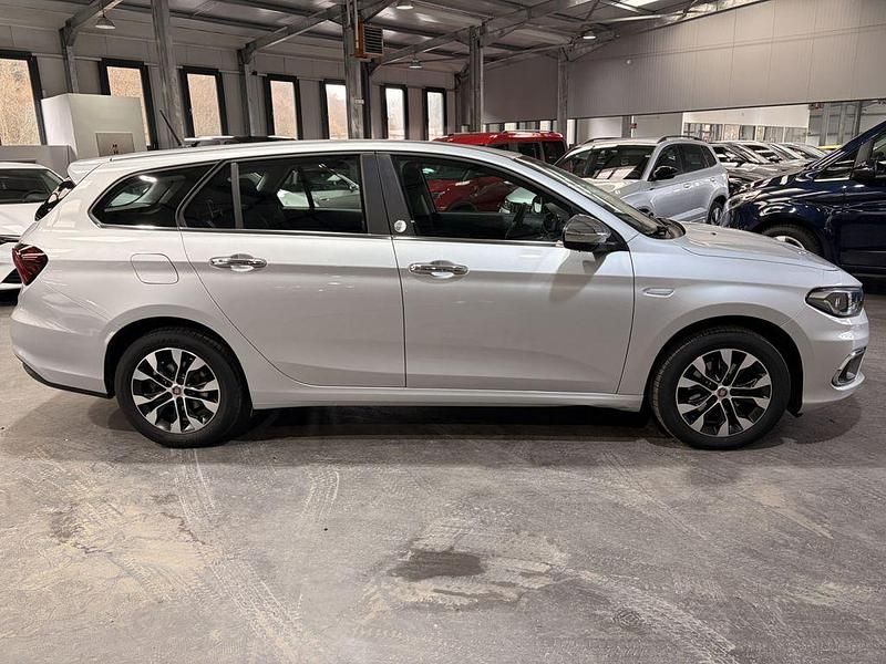 Gebraucht Fiat Tipo Mirror 95 PS (69 kW) 2020 Weiß Kombi