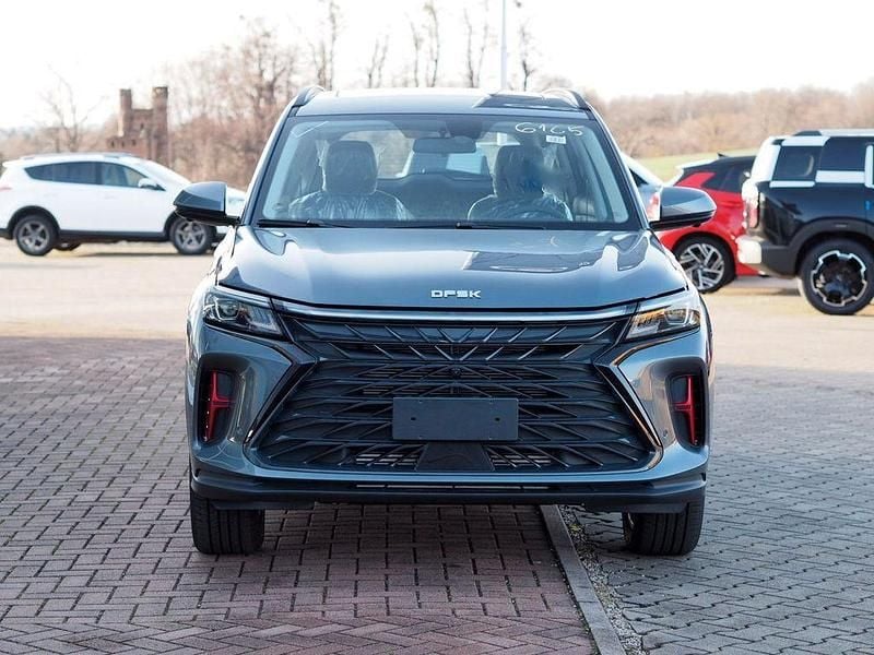 Neu DFSK Fengon 177 PS (130 kW) 2026 Grau SUV