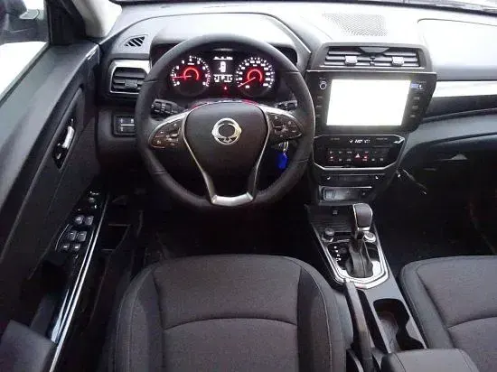 Gebraucht SsangYong Tivoli Quartz 163 PS (119 kW) 2024 Grau SUV