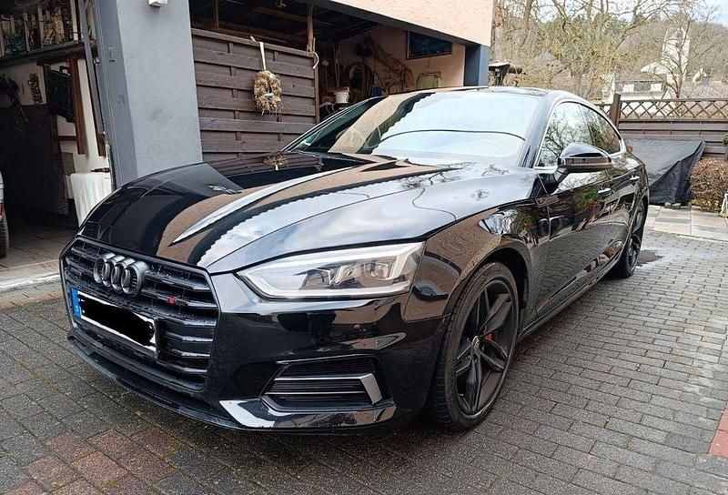 Gebraucht Audi A5 Sportback Sport 252 PS (185 kW) 2019 Schwarz Kleinwagen