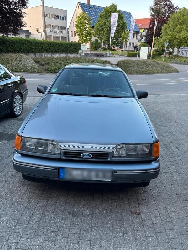 Silber Gebraucht 1992 Ford Scorpio Limousine | 900 € - Bild 1/4