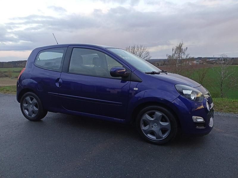 Gebraucht Renault Twingo Initiale Paris 75 PS (55 kW) 2013 Blau Kleinwagen