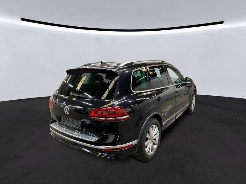 Używany VW Touareg Executive 262 KM (192 kW) 2017 Czarny SUV