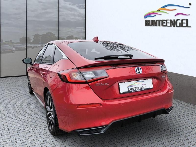 Gebraucht Honda Civic Elegance 184 PS (135 kW) 2025 Rot Limousine