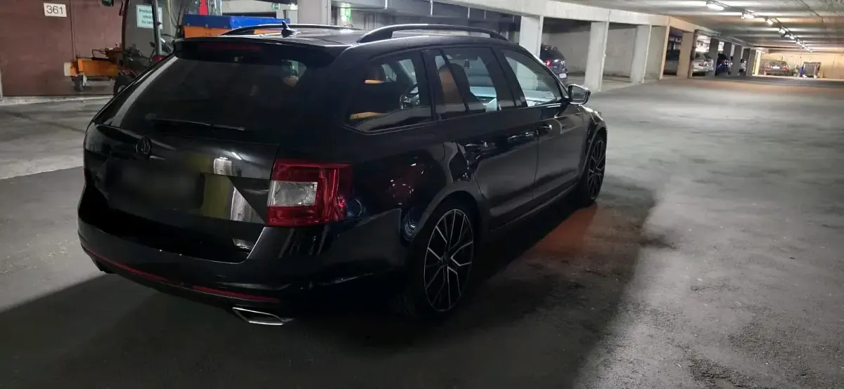 Gebraucht Skoda Octavia vRS 184 PS (135 kW) 2015 Schwarz Kombi