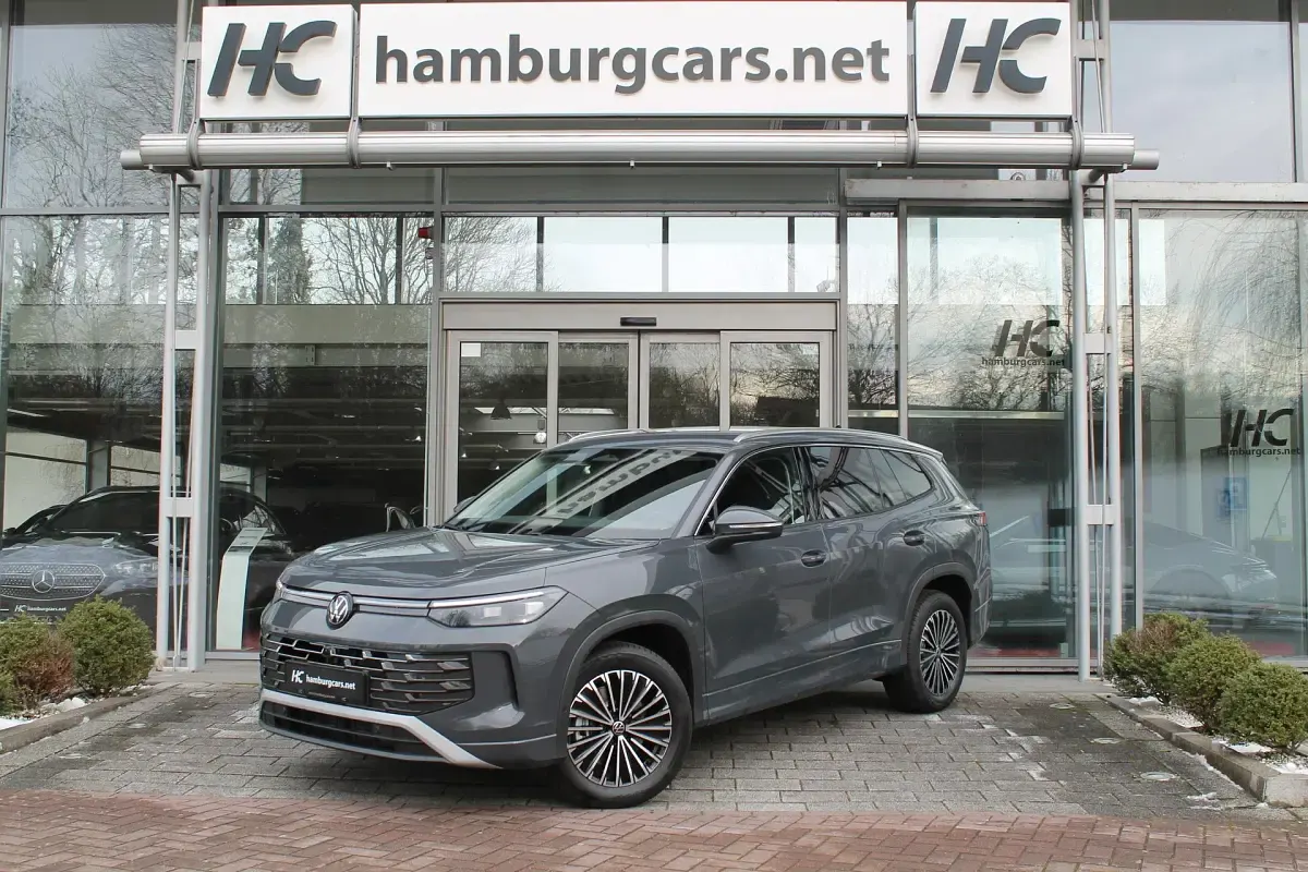 Neu VW Tayron IQ Drive 150 PS (110 kW) 2026 Delfingrau metallic SUV