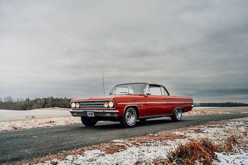Gebraucht Oldsmobile Cutlass 188 PS (138 kW) 1963 Rot Cabrio