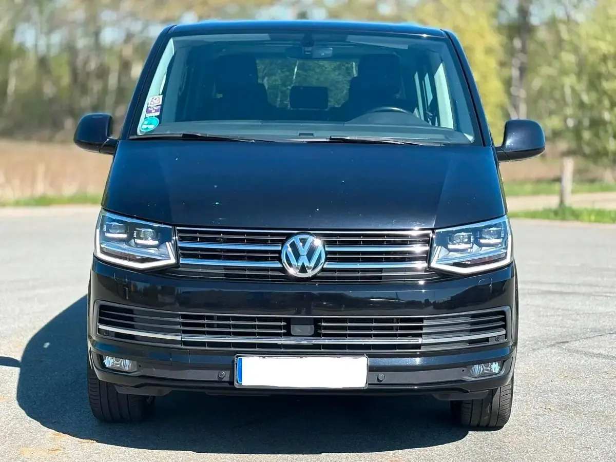 Second-hand VW T6 Highline 204 CP (150 kW) 2018 Negru Van