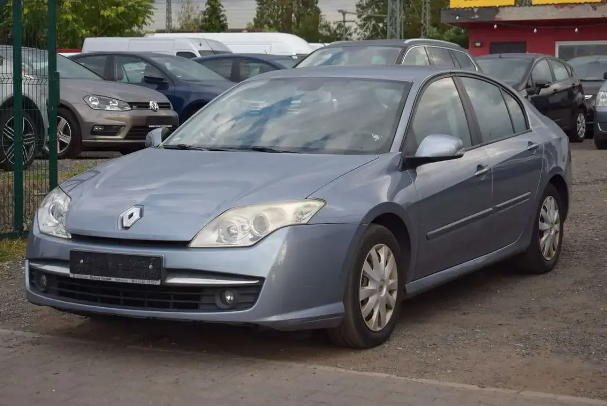 Occasion Renault Laguna III Expression 110 ch (80 kW) 2008 Bleue Berline