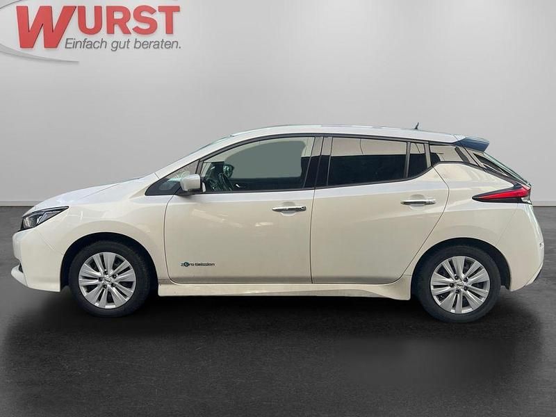 Gebraucht Nissan Leaf 360º 110 kW (150 PS) 2019 M) (weiss Kleinwagen