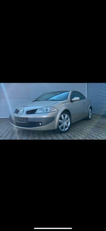 Gold Gebraucht 2006 Renault Mégane Cabriolet Dynamique Cabrio | 2.000 € (Fairer Preis) - Bild 1/4
