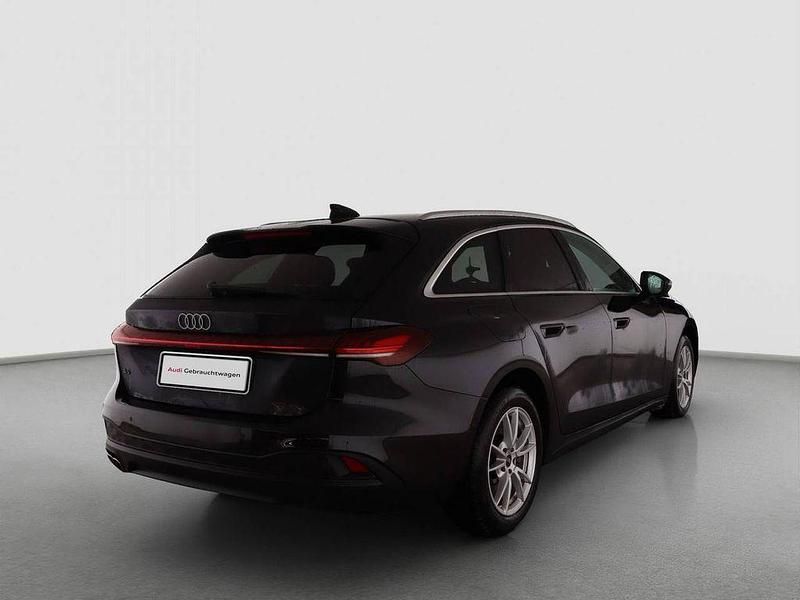 Gebraucht Audi A5 Sport 204 PS (150 kW) 2025 Schwarz Kombi