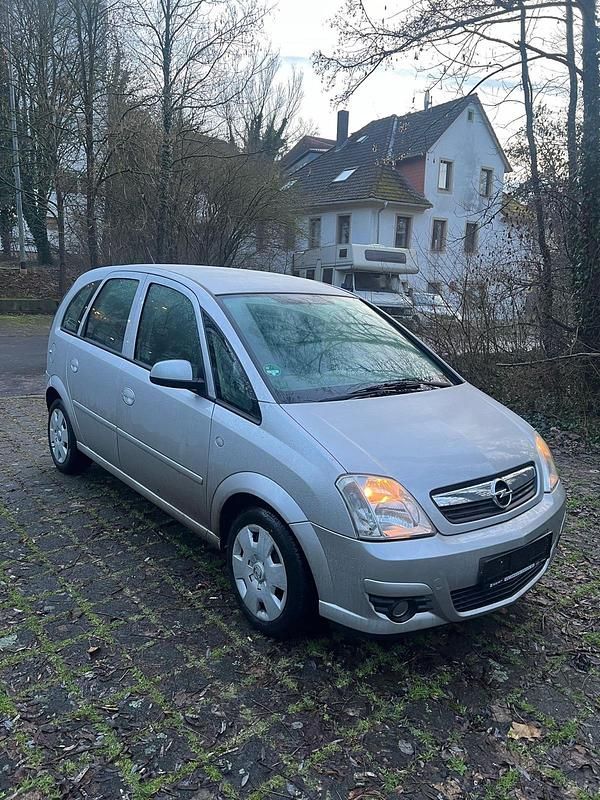 Silber Gebraucht 2006 Opel Meriva Van / Kleinbus | 1.699 € (Etwas zu teuer) - Bild 1/4