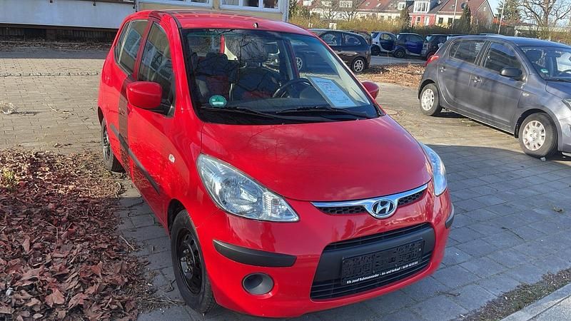 Gebraucht Hyundai i10 45 PS (33 kW) 2009 Rot Kleinwagen