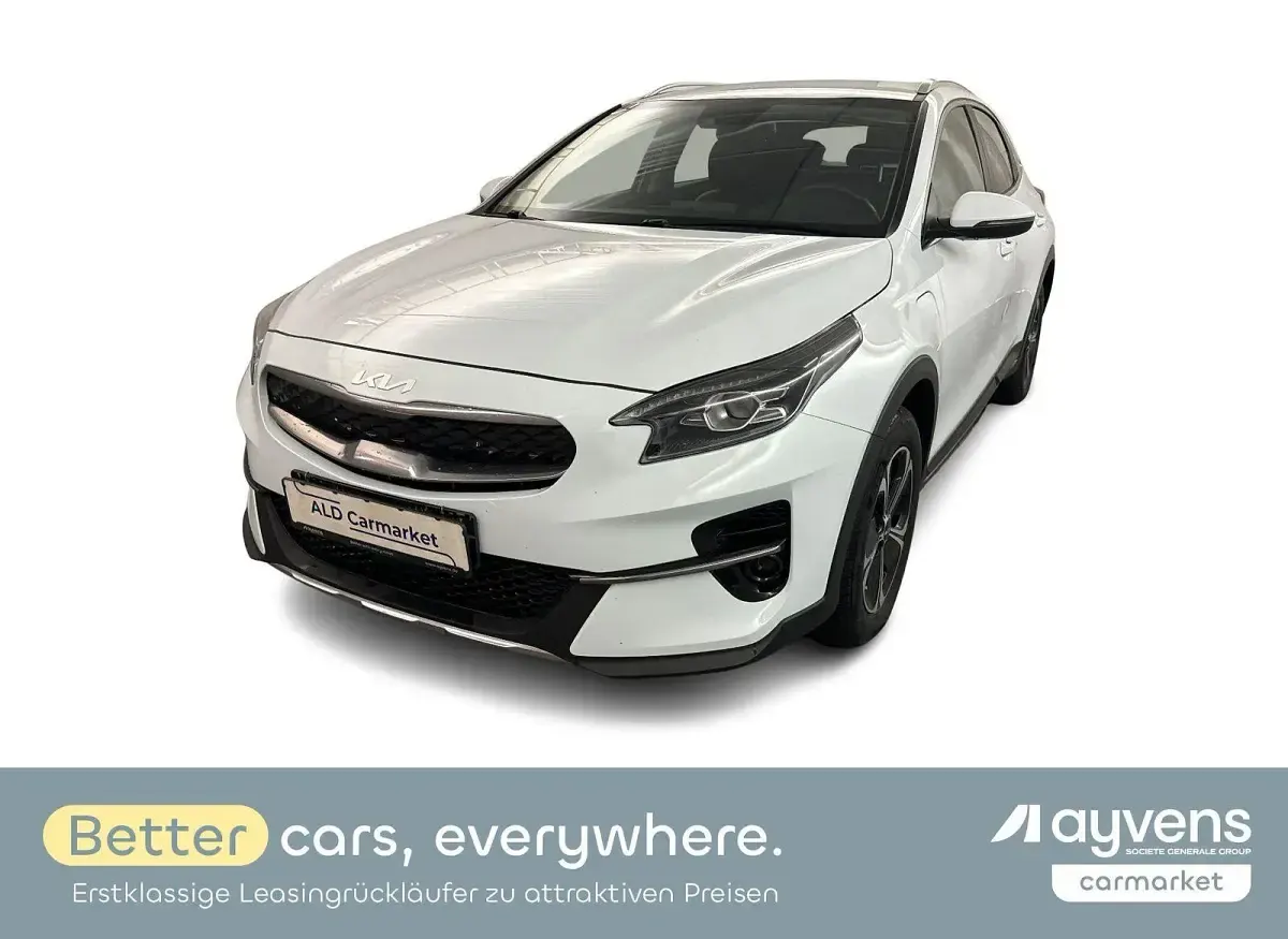 Gebraucht Kia XCeed Spirit 105 PS (77 kW) 2022 Weiß SUV