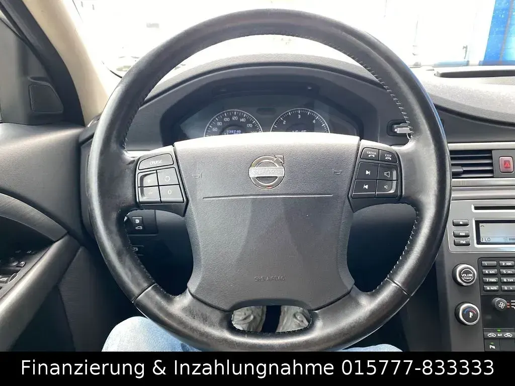 Gebraucht Volvo V70 Kinetic 136 PS (100 kW) 2009 Braun Kombi