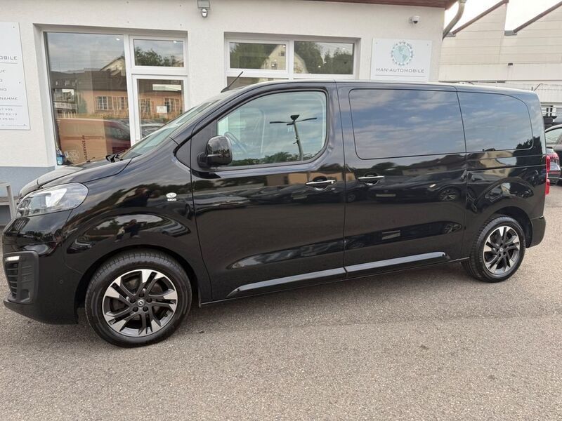 Diamond black Gebraucht 2022 Opel Zafira Life Elegance Van | 28.850 € (Superpreis) - Bild 1/4