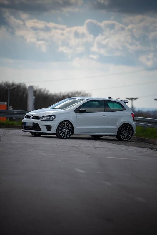 Gebraucht VW Polo 220 PS (161 kW) 2014 Weiß Kleinwagen