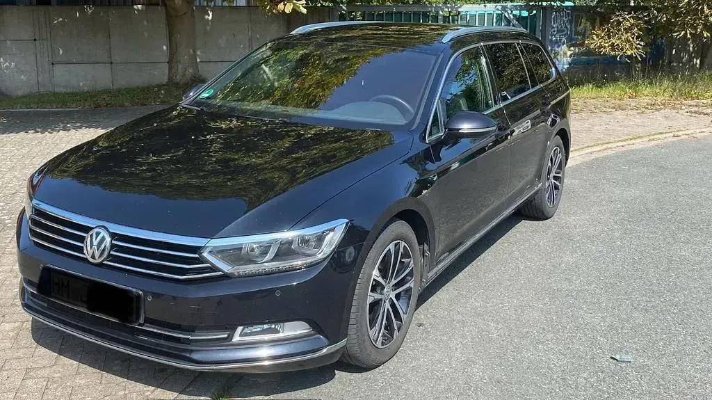 Gebraucht VW Passat Highline 150 PS (110 kW) 2018 Schwarz Kombi