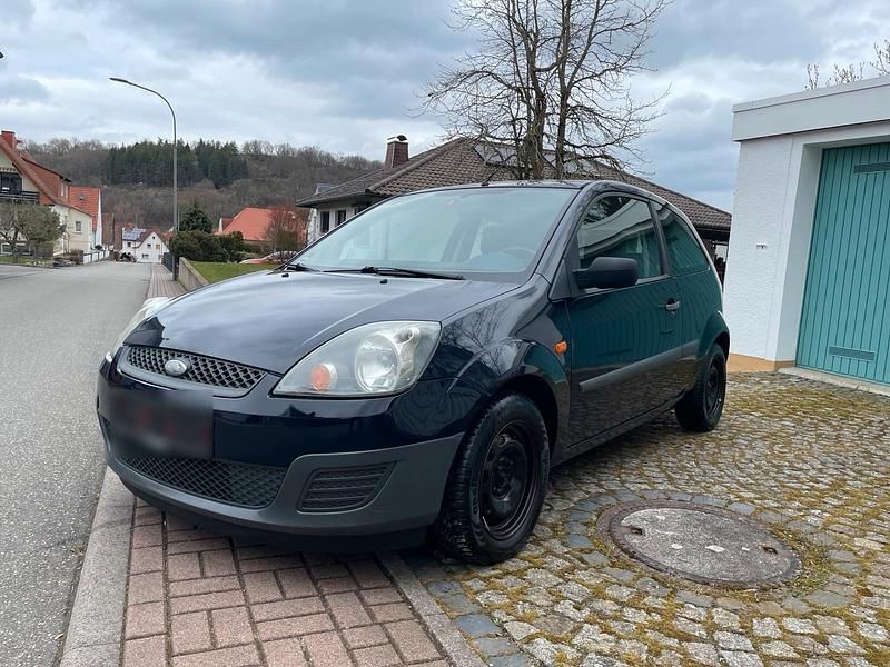 Gebraucht Ford Fiesta 75 PS (55 kW) 2006 Blau Kleinwagen