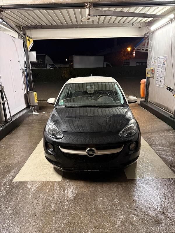 Second-hand Opel Adam 69 CP (50 kW) 2015 Negru Hatchback