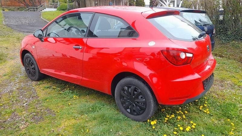 Gebraucht Seat Ibiza SC Reference 69 PS (50 kW) 2014 Rot Kleinwagen