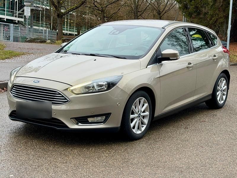 Gebraucht Ford Focus 125 PS (91 kW) 2018 Silber Limousine