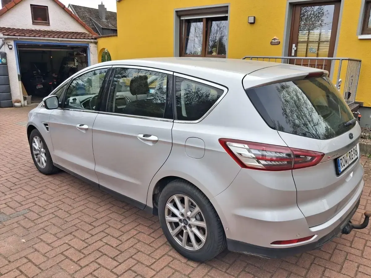 Gebraucht Ford S-MAX Trend 190 PS (139 kW) 2016 Silber Van / Kleinbus