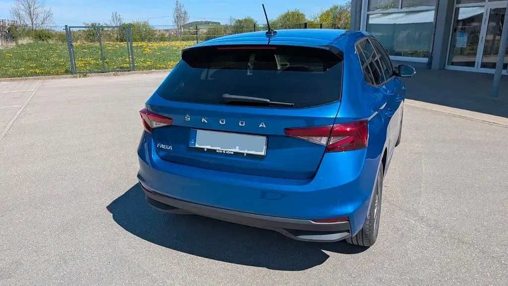 Gebraucht Skoda Fabia Tour 95 PS (69 kW) 2024 Blau Kleinwagen