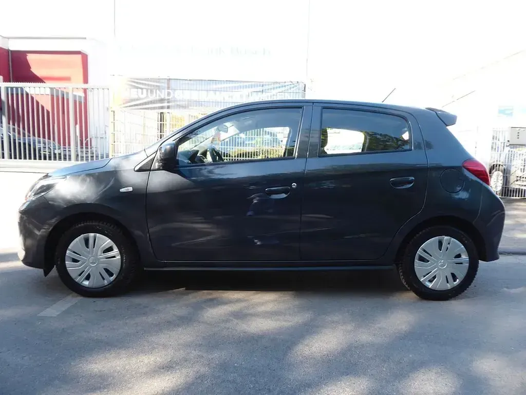 Usata Mitsubishi Space Star 71 CV (52 kW) 2023 Grigio Utilitaria