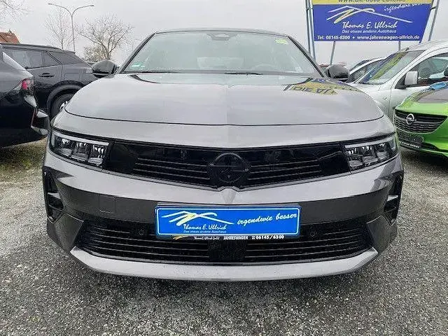 Gebraucht Opel Astra 131 PS (96 kW) 2025 Grau Limousine