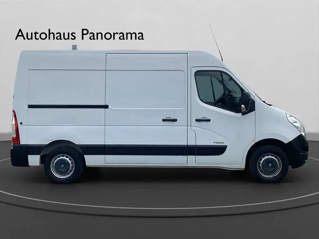 Gebraucht Renault Master 101 PS (74 kW) 2012 Weiß Van / Kleinbus