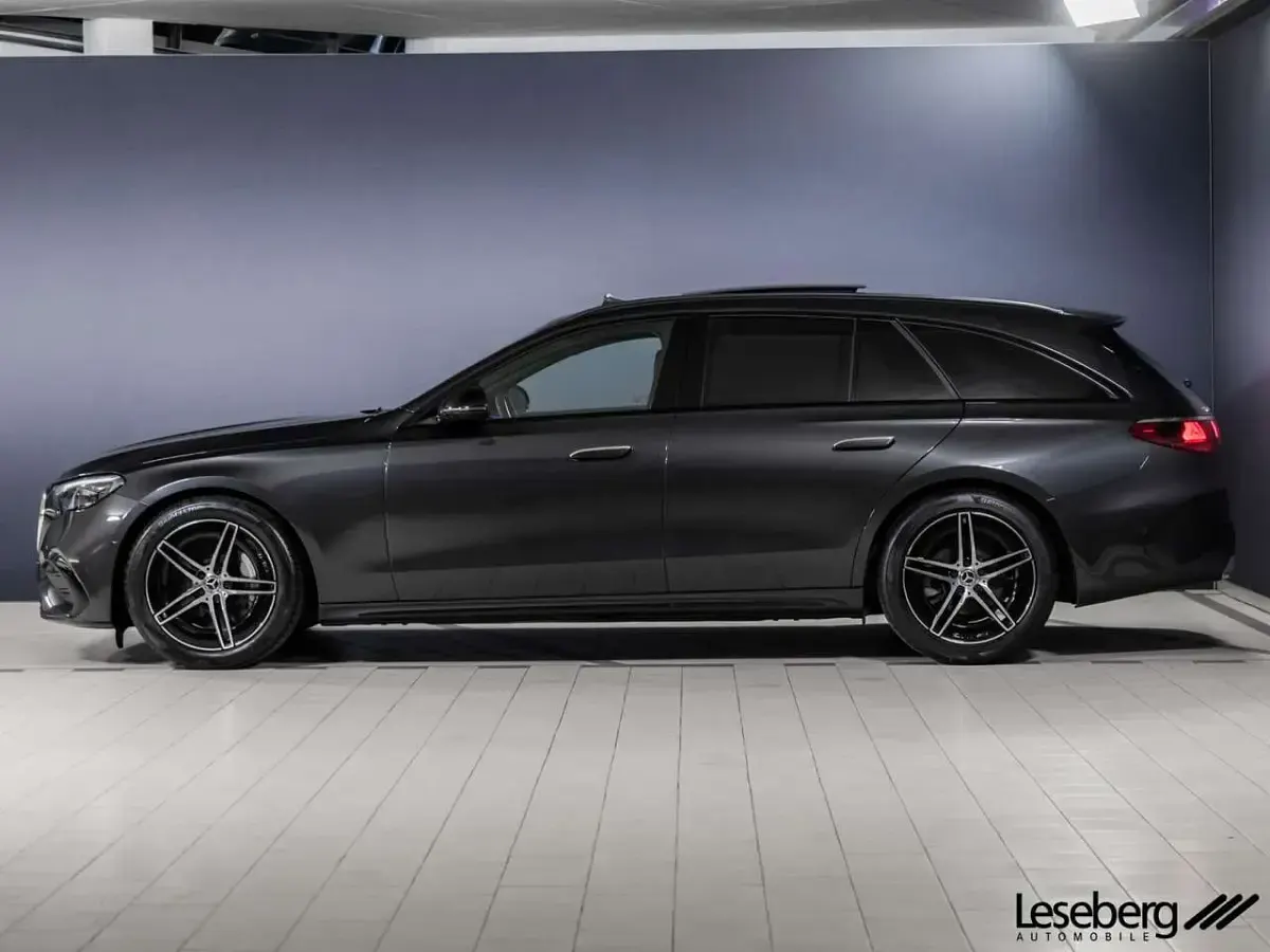 Gebraucht Mercedes E220 AMG 197 PS (144 kW) 2025 Grau Limousine