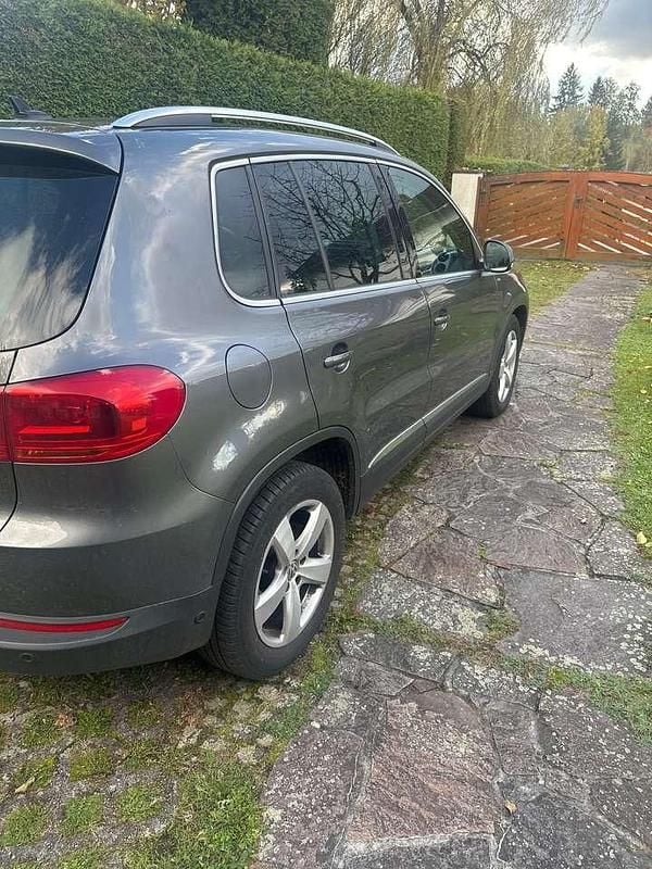 Grau Gebraucht 2014 VW Tiguan Cup SUV | 7.300 € (Superpreis) - Bild 1/4