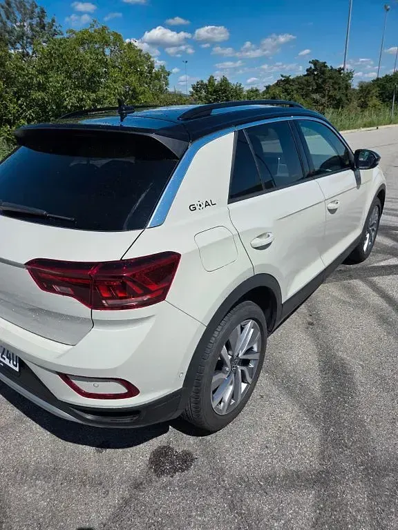 Gebraucht VW T-Roc Goal 150 PS (110 kW) 2024 Grau SUV