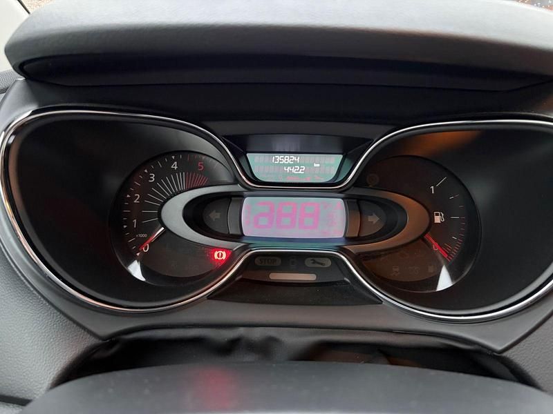 Gebraucht Renault Captur XMOD 90 PS (66 kW) 2016 Grau SUV