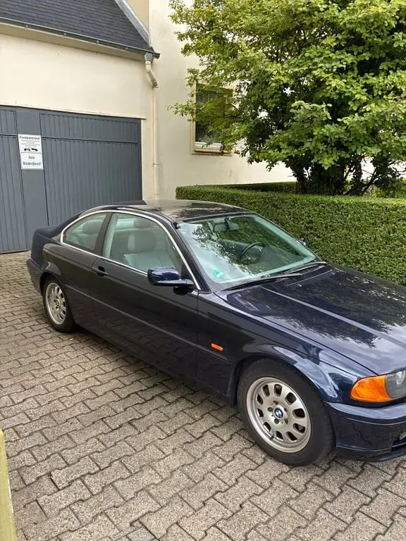 Gebraucht BMW 323 Basis 170 PS (125 kW) 1999 Blau Coupé
