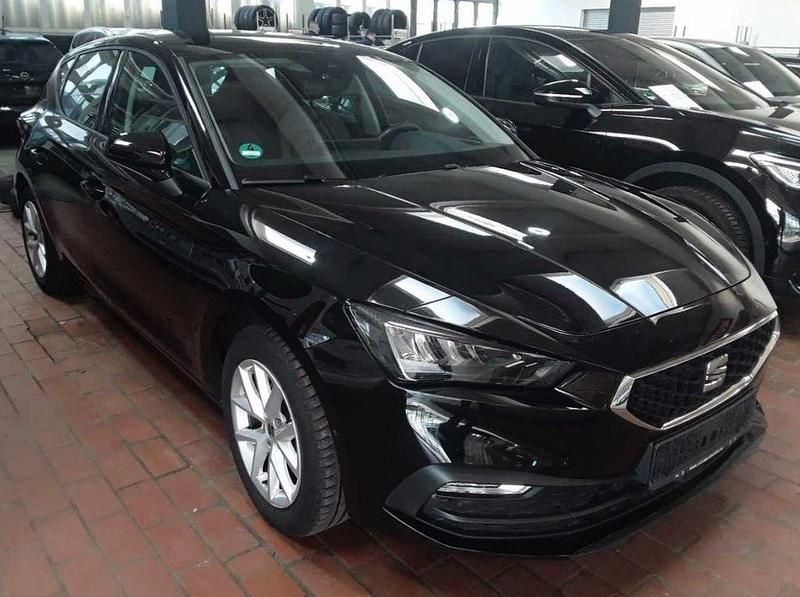 Schwarz Gebraucht 2022 Seat Leon Style Limousine | 16.900 € (Fairer Preis) - Bild 1/4
