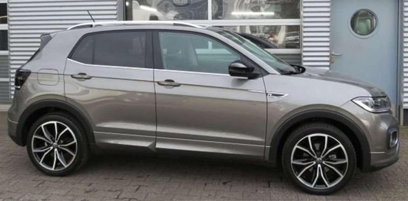 Gebraucht VW T-Cross Style 150 PS (110 kW) 2021 Grau SUV