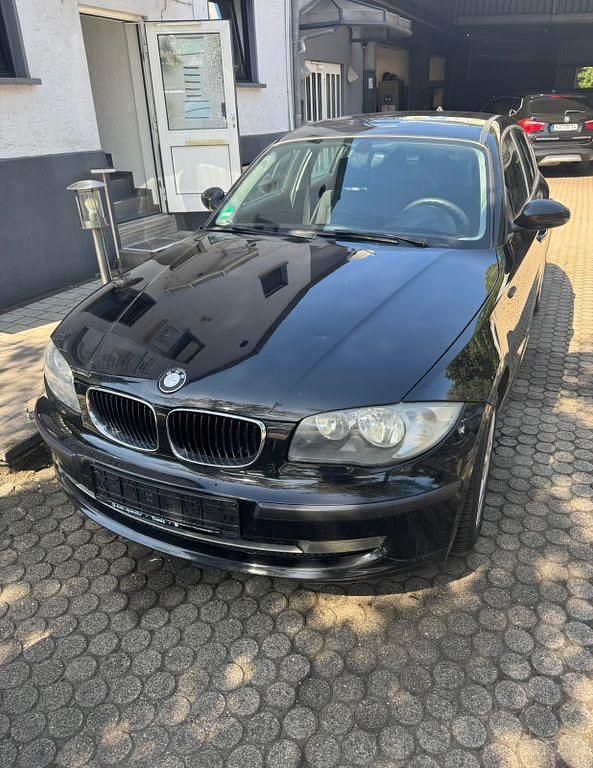Schwarz Gebraucht 2007 BMW 116 Advantage Kleinwagen | 3.000 € (Fairer Preis) - Bild 1/4