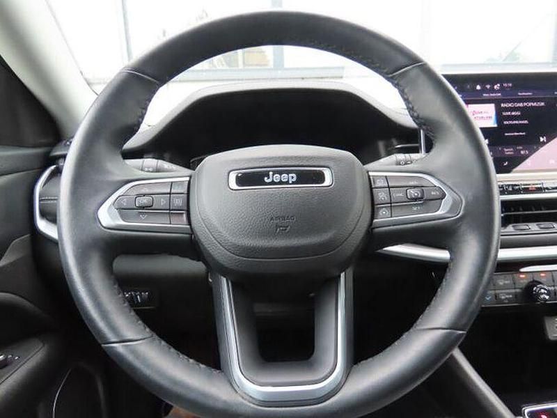 Gebraucht Jeep Compass 131 PS (96 kW) 2024 Schwarz SUV