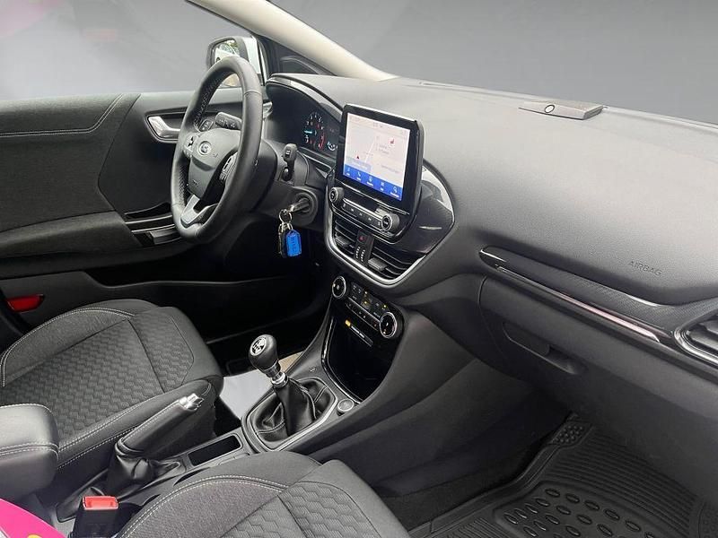 Gebraucht Ford Puma Titanium 125 PS (91 kW) 2021 Weiß SUV