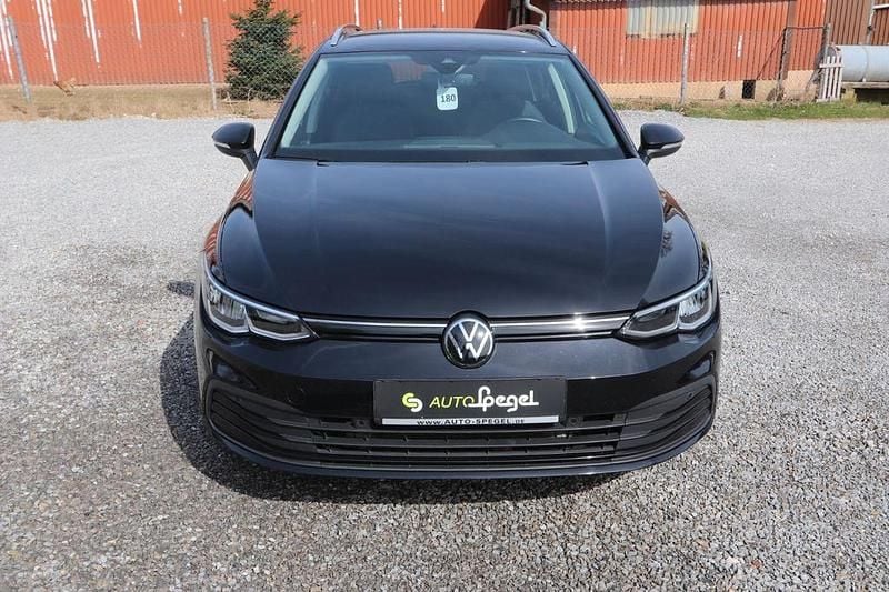 Gebraucht VW Golf VIII Life 150 PS (110 kW) 2023 Schwarz Kombi