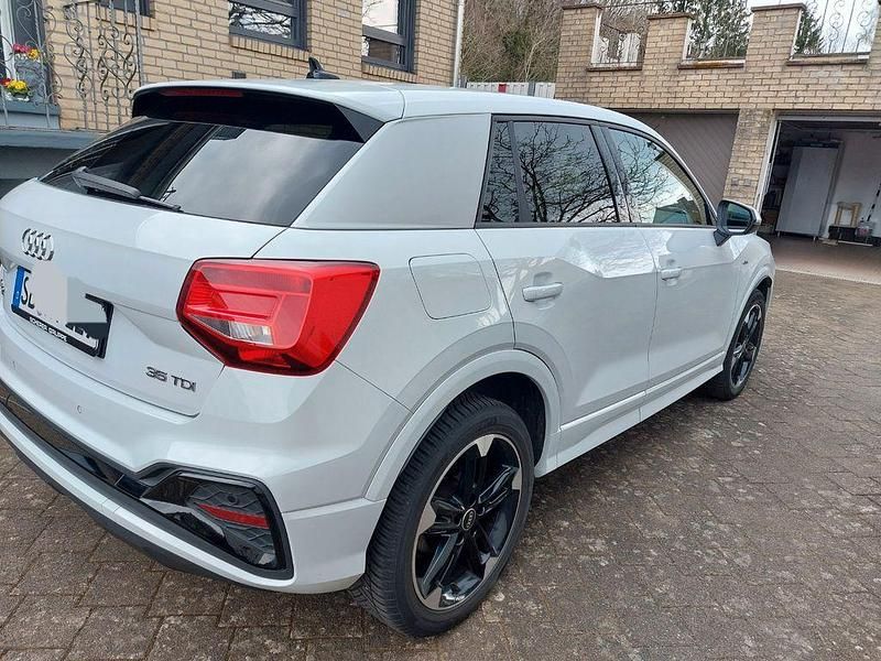 Gebraucht Audi Q2 S-Line 150 PS (110 kW) 2022 Weiß SUV