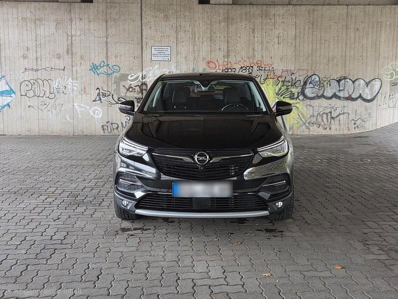 Schwarz Gebraucht 2018 Opel Grandland X Ultimate SUV | 14.400 € (Fairer Preis) - Bild 1/4