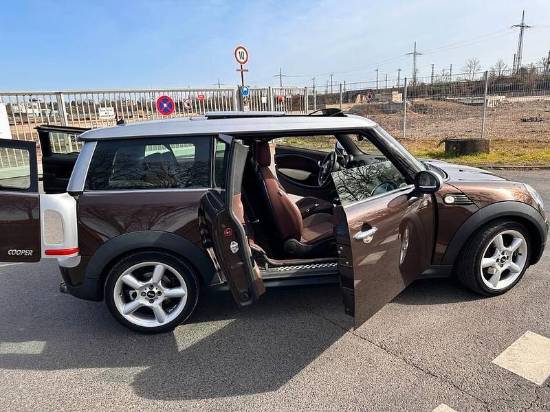 Braun Gebraucht 2008 Mini Cooper Clubman Kombi | 5.700 € (Etwas zu teuer) - Bild 1/4