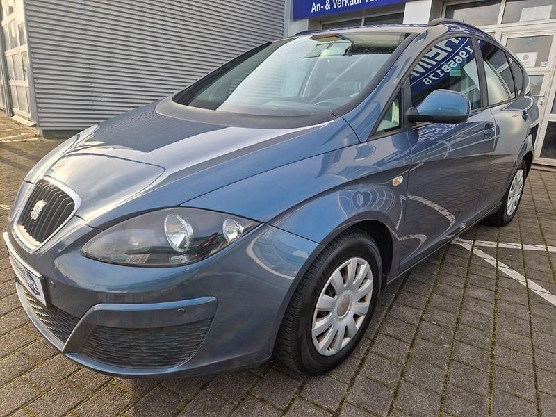 Gebraucht Seat Altea XL Reference 86 PS (63 kW) 2010 Blau Van / Kleinbus