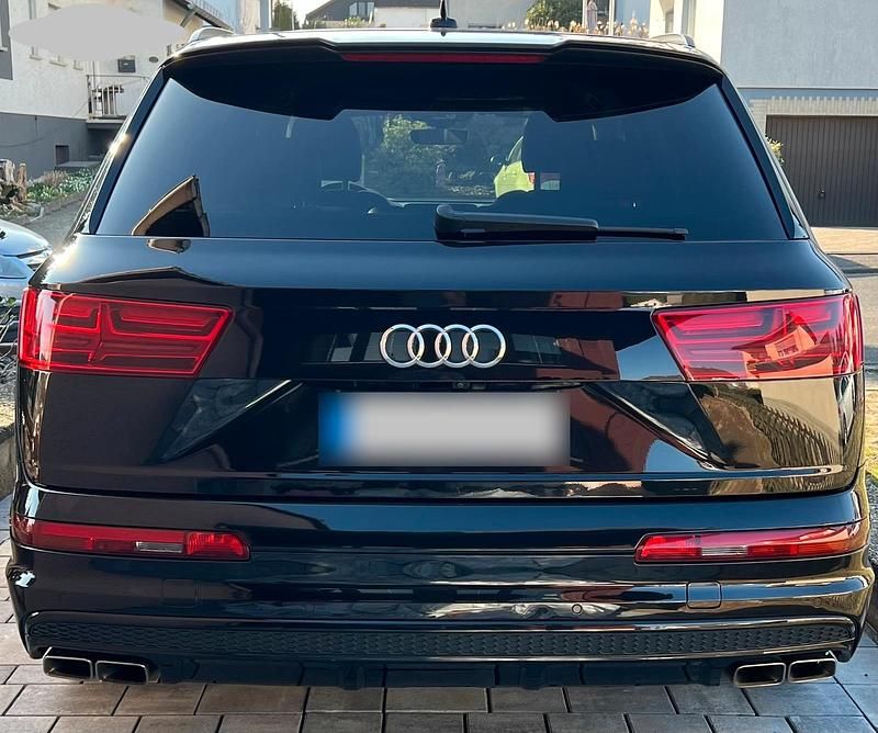 Gebraucht Audi SQ7 Comfort 435 PS (319 kW) 2018 Schwarz SUV